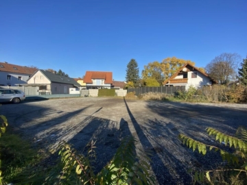 Bauträgergrundstück – Ruhiges, zentral gelegenes Grundstück im beliebten Bezirk Liebenau – baugenehmigt, 8041 Graz, Renditeobjekt