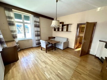 Schöne, großzügige 4-Zimmer Wohnung im Altbaujuwel im Zentrum von Weiz, 8160 Weiz, Wohnung