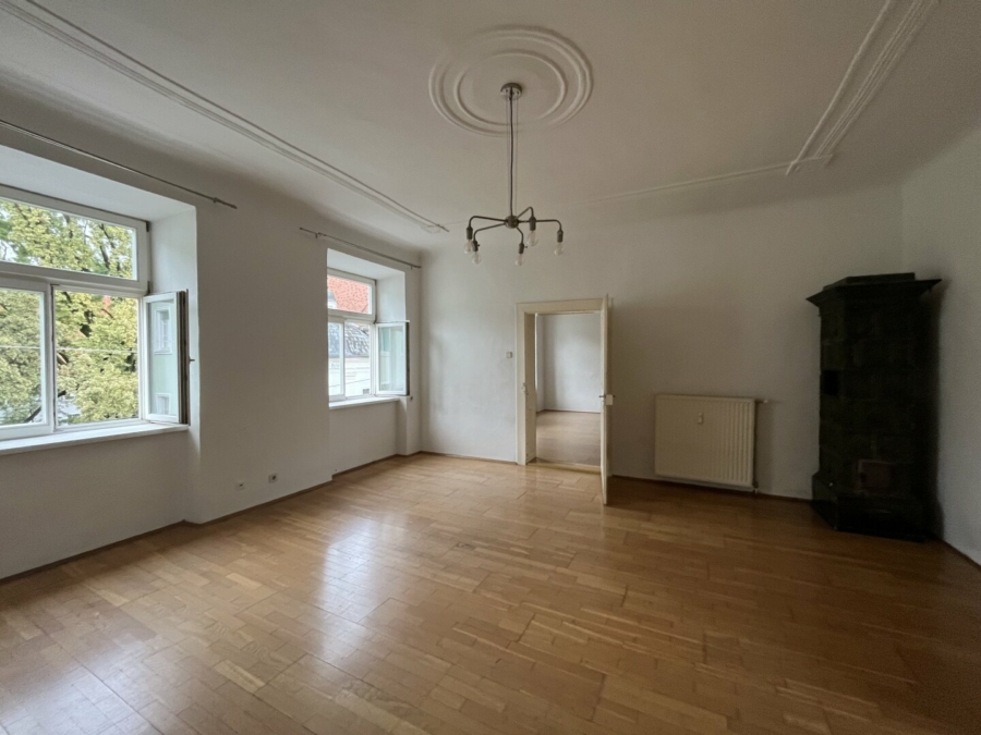 Sehr gepflegtes Büro mit zwei Zimmer und separater Küche in zentraler Lage ganz nahe der Inneren Stadt - Bild