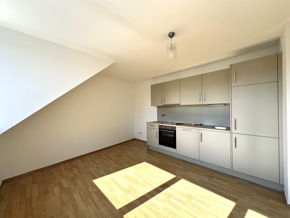 Sanierte, sehr helle 2-Zimmer-Wohnung mit neuer Tischlerküche und perfekter Raumaufteilung im Grazer Bezirk Liebenau - Provisionsfrei!