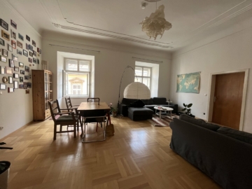WG-geeignet – Absolute Innenstadtlage! Traumhaft schöne 4-Zimmer-Wohnung mit separaten Küche m Herzen von Graz nahe dem Grazer Hauptplatz und Schloßberg – Provisionsfrei, 8010 Graz,01.Bez.:Innere Stadt, Wohnung