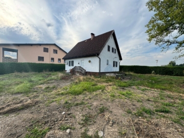 Sanierungsbedürftiges Einfamilienhaus mit Ausbaupotential und Nebengebäude – sowohl auch als Bauträgergrundstück nutzbar mit einer ansprechenden Planung von 6 Wohneinheiten, 8523 Freidorf an der Laßnitz, Grundstück