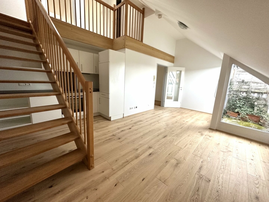 Generalsaniert - Sonnige Maisonette mit Dachterrasse in absoluter Bestlage direkt gegenüber der Karl-Franzens-Universität - Bild
