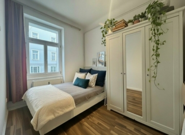 Single-/Studentenhit! Charmante, vermietete Altbauwohnung mit einem rd. 14 m² großen Eigengarten in ruhiger Lage unmittelbar beim Grazer Augarten, 8010 Graz, Wohnung