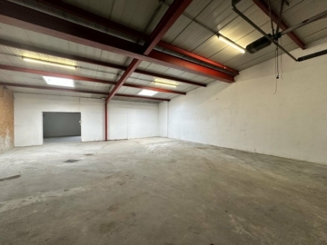 Großzügige 245 m² große Lager-/Gewerbefläche mit guter Zufahrtsmöglichkeit, 8055 Graz, Halle/Lager/Produktion