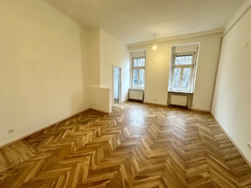 Neu sanierte 2-Zimmer-Altbauwohnung mit Balkon im zentraler Lage im Grazer Bezirk Geidorf – Provisionsfrei, 8010 Graz, Wohnung