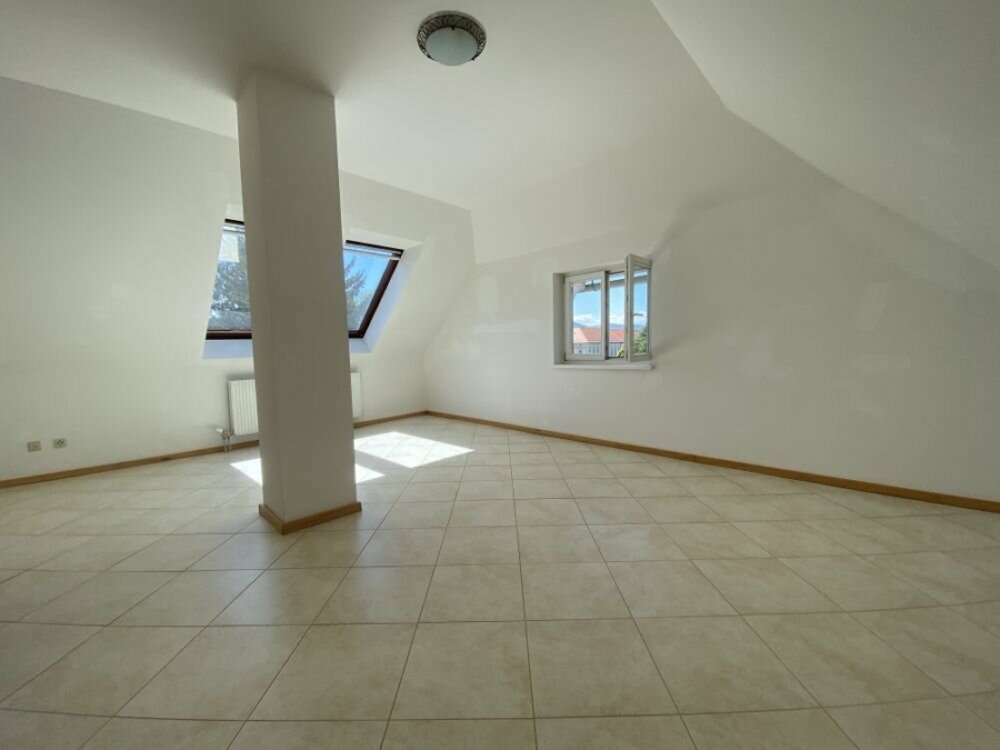 Sonnige 3-Zimmer-Wohnung mit Terrasse in Bestlage in der Heinrichstraße direkt bei der Karl-Franzens-Universität - Bild