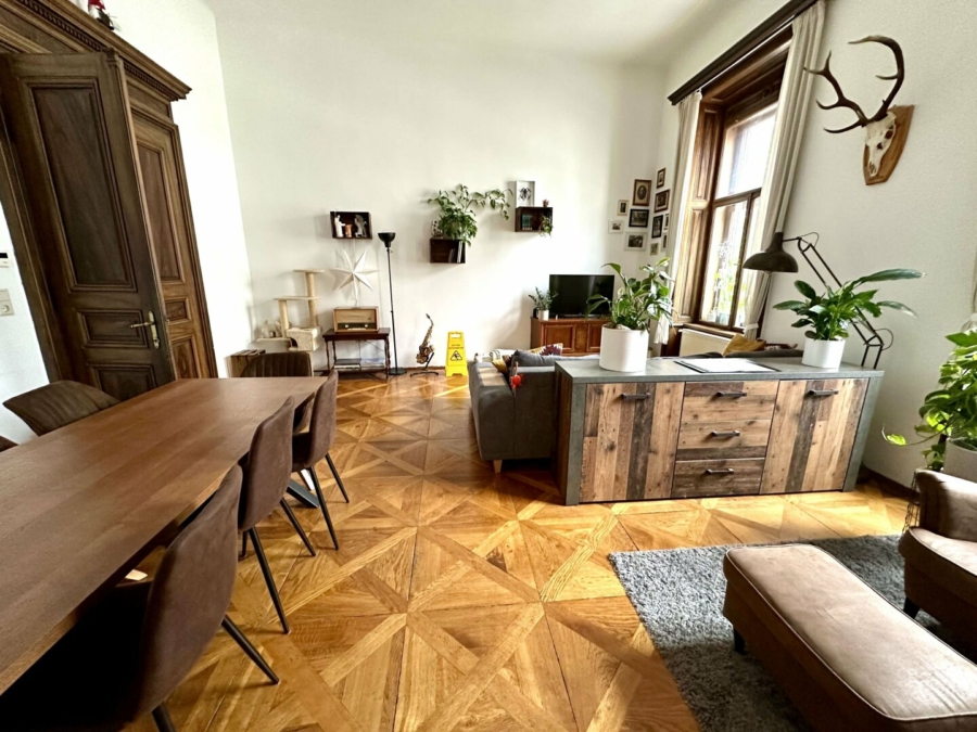 Repräsentative und lichtdurchflutete Büro- oder Praxisfläche im wunderschönen Altbau im Grazer Bestbezirk Geidorf - Bild