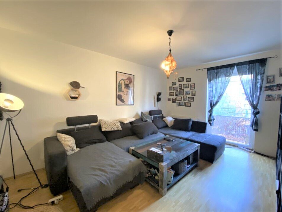 Provisionsfrei - Perfekt aufgeteilte 3-Zimmer-Wohnung mit Balkon und separater Küche in zentraler Stadtlage