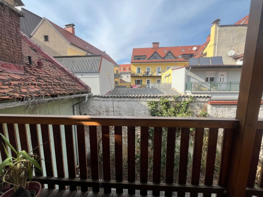 Helle und geräumige Garconniere in der Klosterwiesgasse sehr zentral gelegen mit Balkon - Provisionsfrei! - Bild