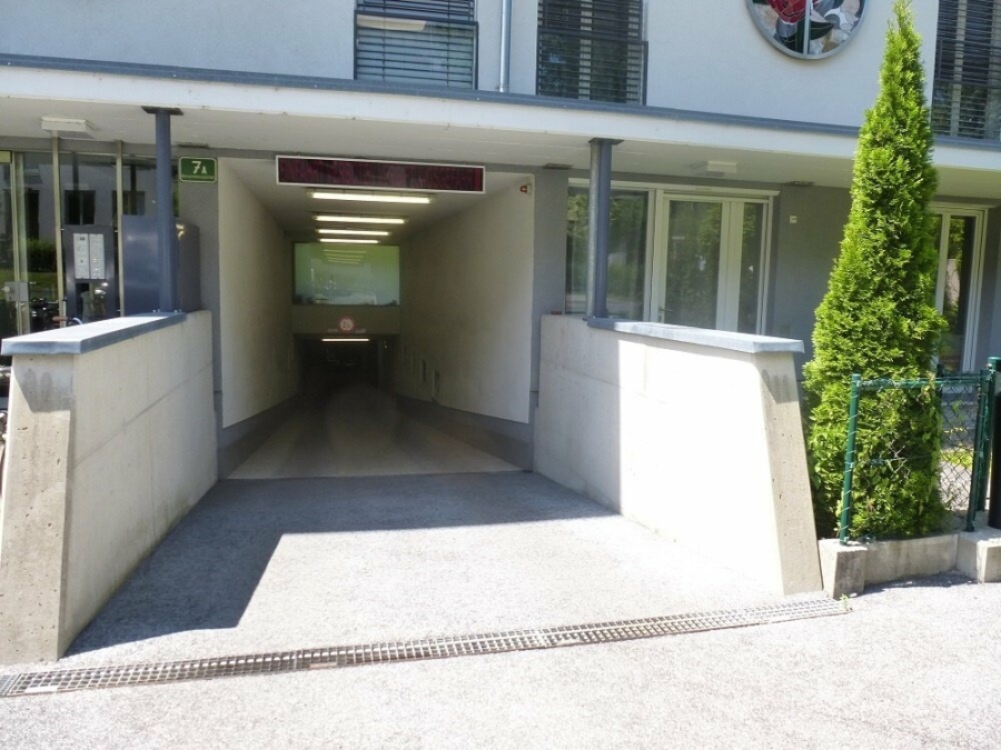 Perfektes Anlegerpaket – 2 vermietete KFZ-Tiefgaragen-Abstellplätze in zentraler Lage im Grazer Univiertel zu verkaufen - L
