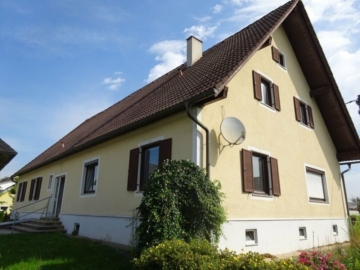 Ländlich gelegenes Einfamilienhaus mit 6 Zimmern und großzügigem Garten im Süden von Graz, 8141 Premstätten, Haus