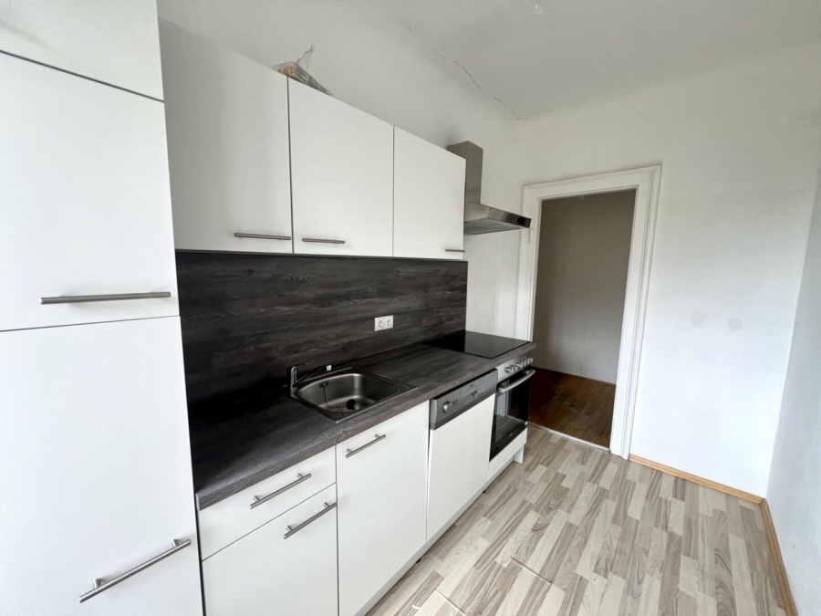 Charmante 1-Zimmer-Wohnung mit separater Küche in zentraler Lage naher Grazer Augarten - Bild