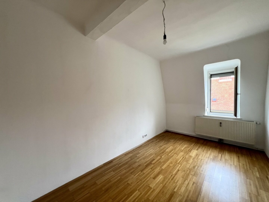 Gepflegte und sanierte 3-Zimmer-Wohnung in zentraler Lage im Grazer Bezirk Gries unweit des Augartens - Bild