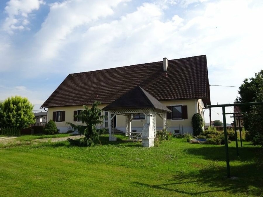 Provisionsfrei - Ländlich gelegenes Einfamilienhaus mit 6 Zimmern und großzügigem Garten im Süden von Graz - ZM