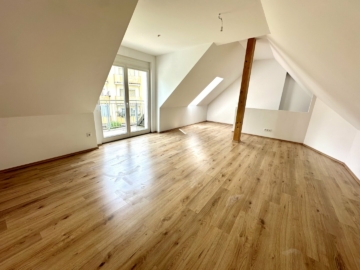 Wunderschöne 2-Zimmer-Maisonette Wohnung mit Terrasse, Balkon und Garten in ruhiger Innenhoflage – Grazer Bezirk Mariatrost, 8043 Graz, Wohnung