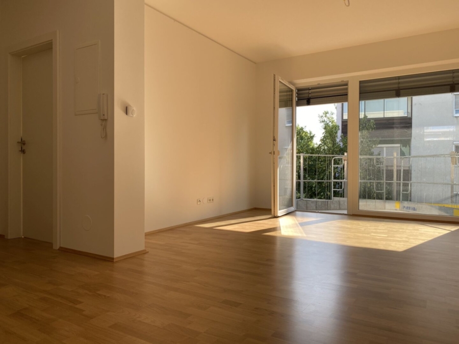Moderne 2-Zimmer-Wohnung mit süd-westlichem Balkon in sehr zentraler Lage - Provisionsfrei - Bild