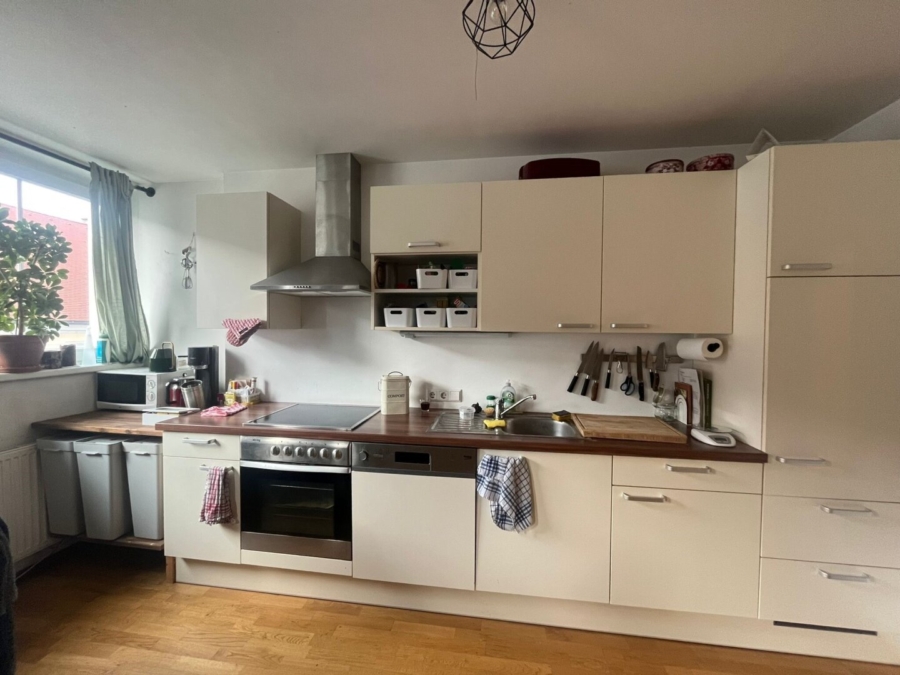 Anlegerwohnung- 2-Zimmer-Wohnung in absolut guter und zentraler Lage – direkt bei der TU - umfassend saniert - Bild