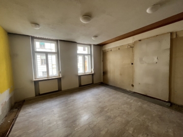 WG-geeignet und mit rd. 81 m² großen Eigengarten – Sanierungsbedürftige 3-Zimmer-Wohnung in bester Innenstadtlage – Direkt bei der TU Graz, 8010 Graz, Wohnung