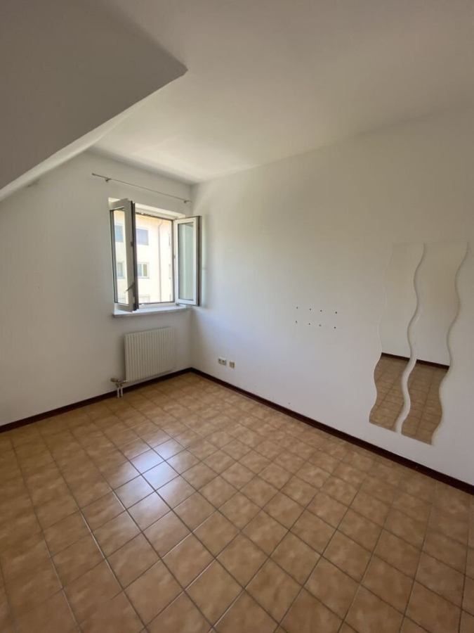 WG-taugliche, schöne 2-Zimmer-Wohnung direkt bei der Karl-Franzens-Universität in der Heinrichstraße - Bild
