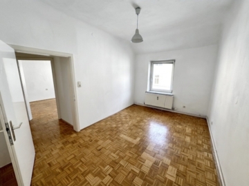 Zentralgelegene, charmante 3-Zimmer-Altbauwohnung mit Balkon in zentraler Grazer Lage nähe Augarten, 8010 Graz, Wohnung